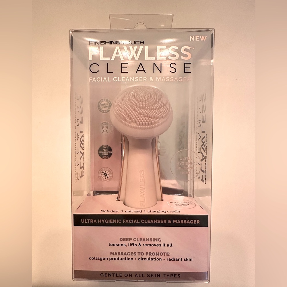 Finishing Touch Flawless Cleanse Silicone Face Scrubber and Cleanser